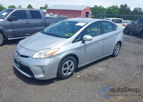 2013 Toyota Prius Three z USA, uszkodzony, nr VIN JTDKN3DU2D5602562